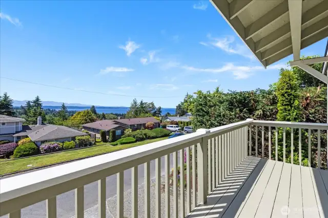 Primary suite deck