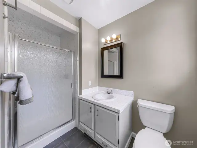 Ensuite bath