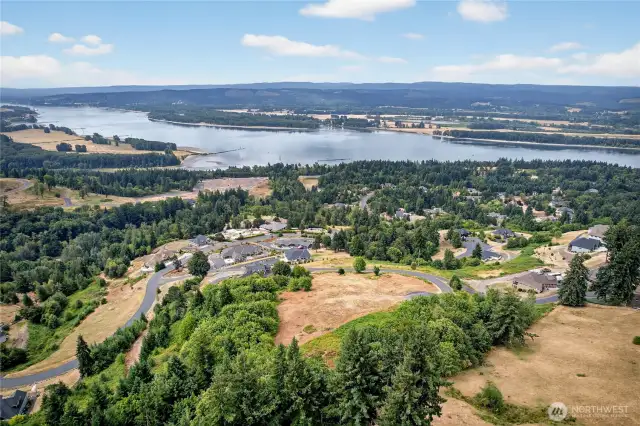 Breathtaking views of the Columbia River from this promently located parcel.