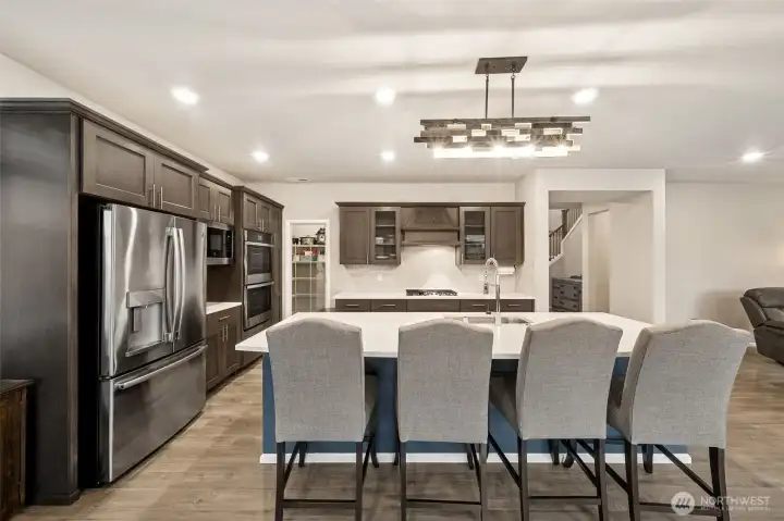 What a gorgeous kitchen!