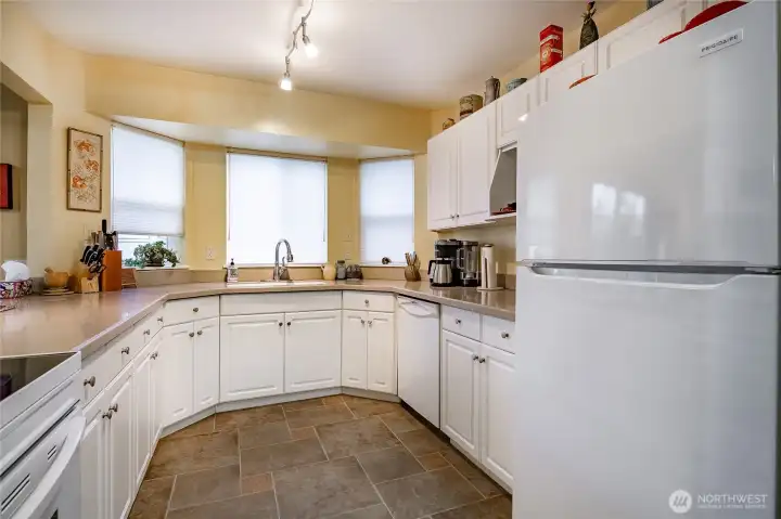 Spacious kitchen