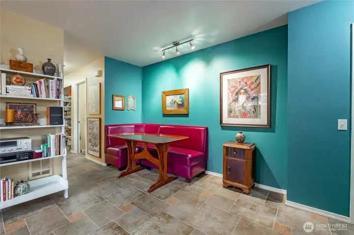 Dining nook area