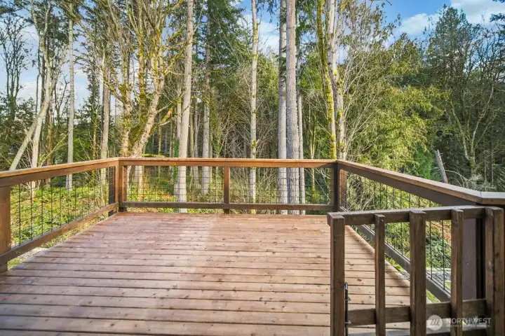 Deck off dining area.