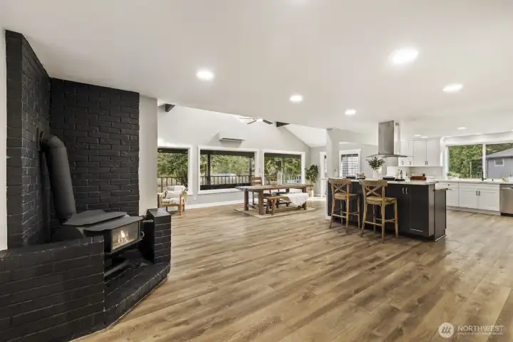 And when it's time for a warm fire, it's right here in the center