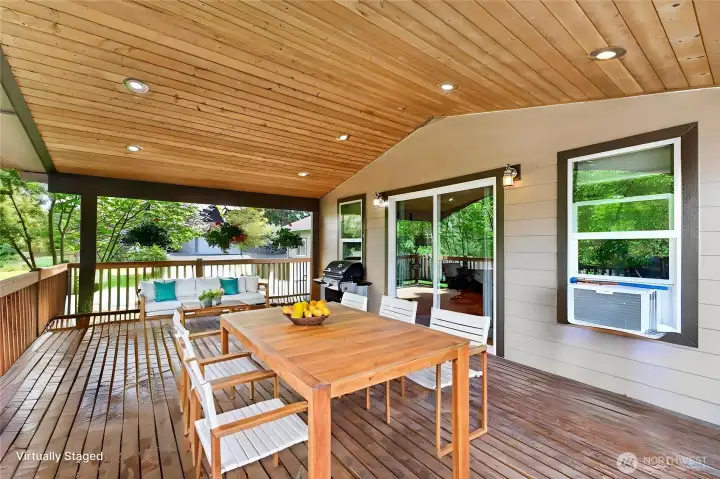 Peaceful Oasis virtually staged