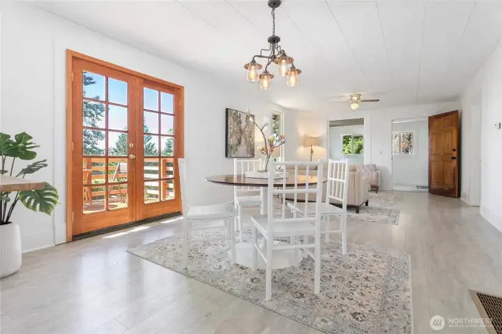 Well laid out and bright and airy! Well laid out and bright and airy!