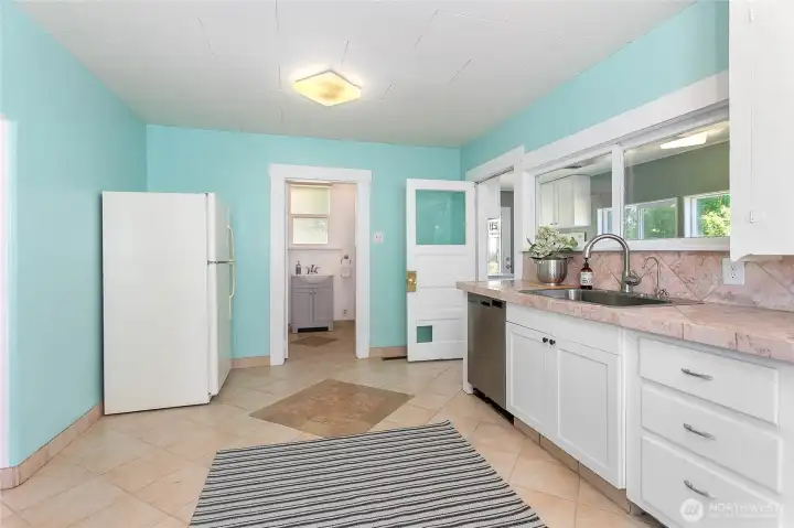Kitchen has a great layout Kitchen has a great layout