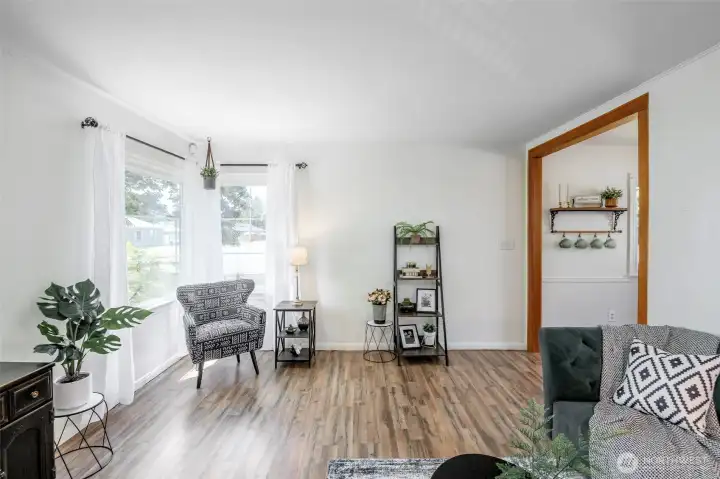 SW Alabaster paint brings fresh energy to the living room.