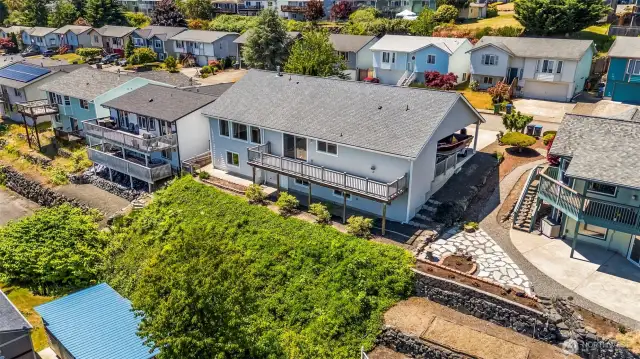 Aerial back yard view