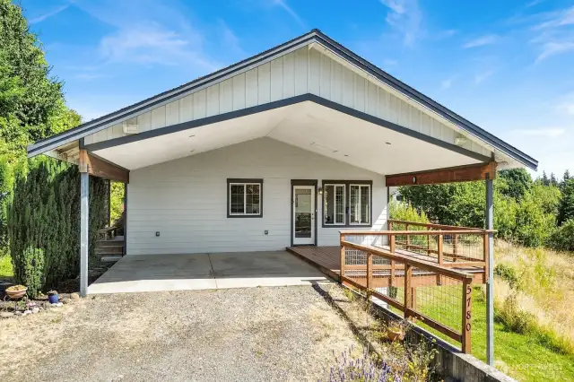 covered entry deck