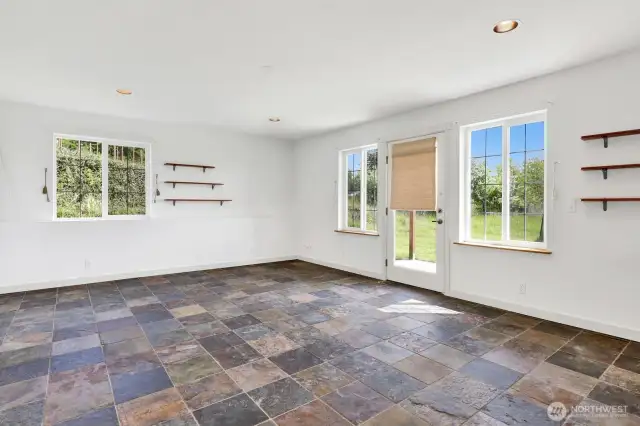3 bedroom