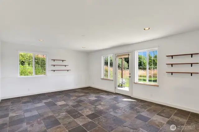 lower 2nd bedroom with door