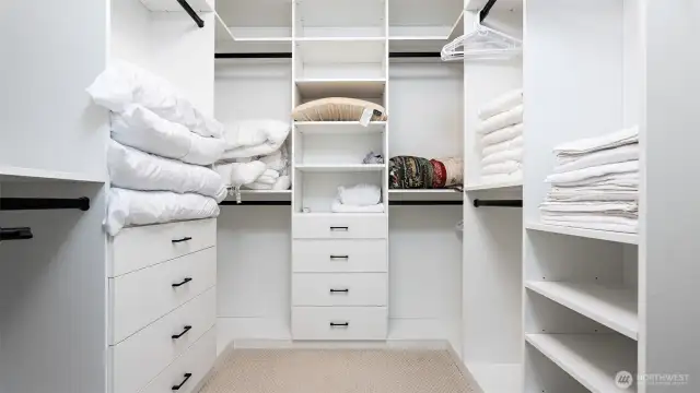 Good size walk-in closet.