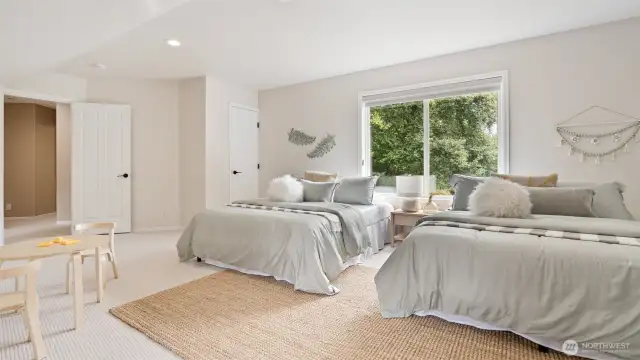 Oversized Bedroom or Media Room / Office Space.