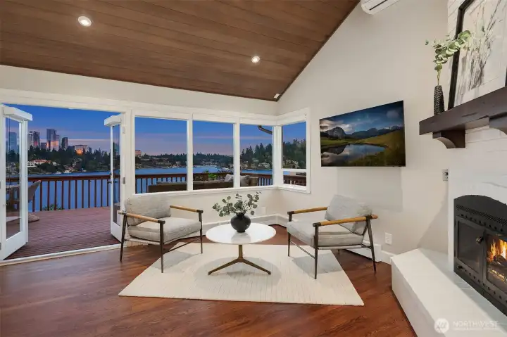 All of the living spaces open on to the view terrace.