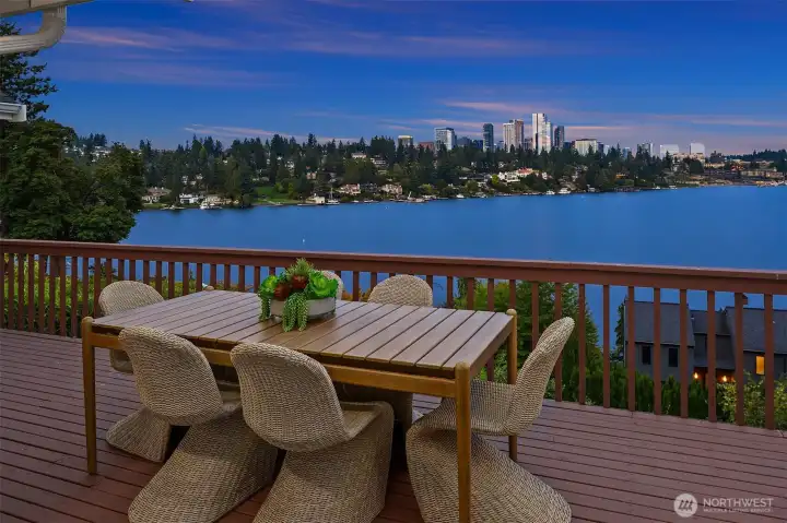 Dine al Fresco while watching sailboats on the bay and the sunset reflection on the skyline.