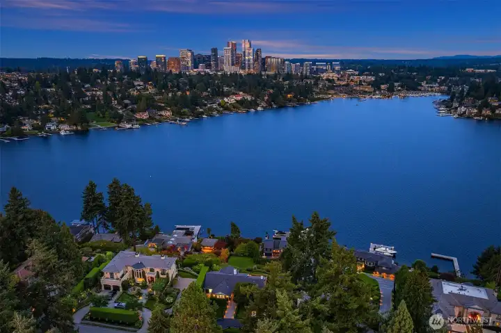 Located in the coveted town of Medina and walking distance to Bellevue Square as well as Old Main Street shops and restaurants.