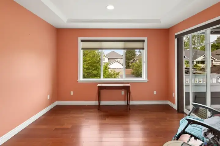 Huge reading area