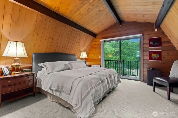 Rejuvenating Comforts of warm woods