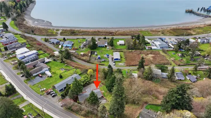 Nice and close to the water with shared beach access