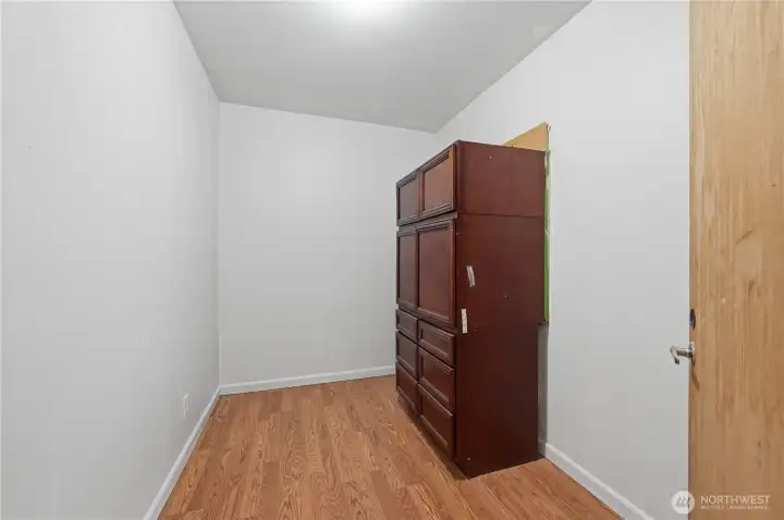 Lower level bonus room