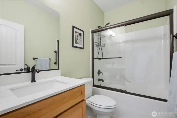Guest full bathroom