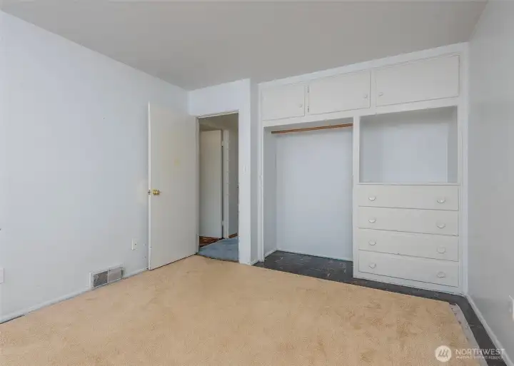 Northeast bedroom.