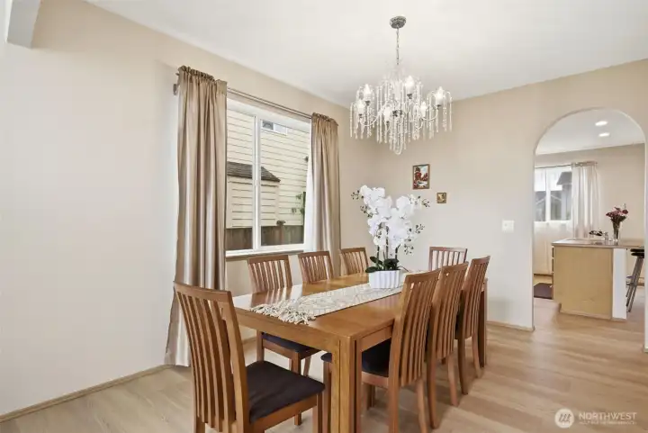 The large dining area provides an ideal space for gathering, entertaining, and everyday meals.