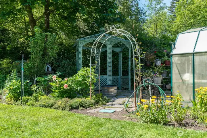 A nice spot to enjoy morning coffee in the garden.