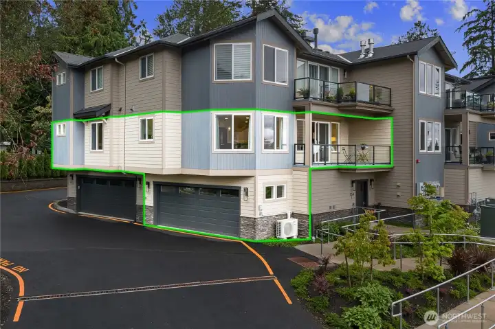 C202 faces Southeast. Curved angle, corner window makes extra natural light in, allow wide angle street view.  Elevator bring you up directly Living rm.  Home has 2 mini air conditions, called mini Split