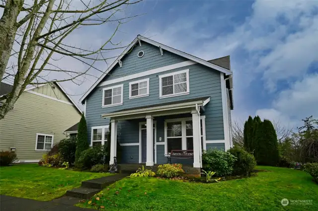 Front yard and front of home.  HOA covers yard maintenance.