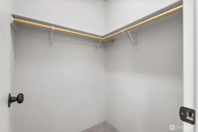 Walk in closet off primary