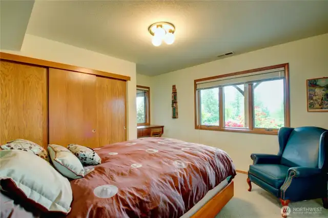 Lower floor bedroom