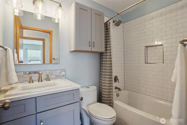 2nd full bathroom was just redone as well with new cabinets and a new surround