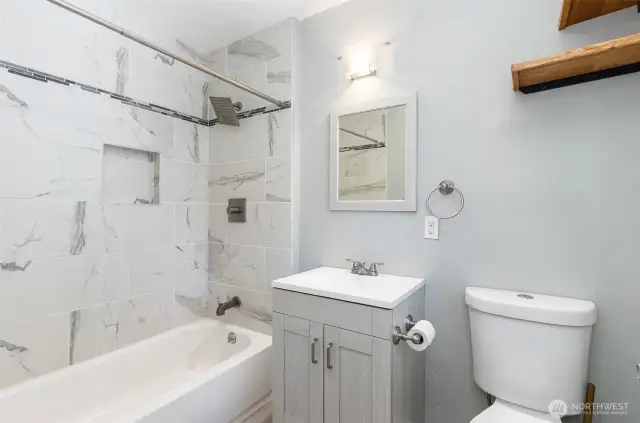 Main floor primary ensuite.