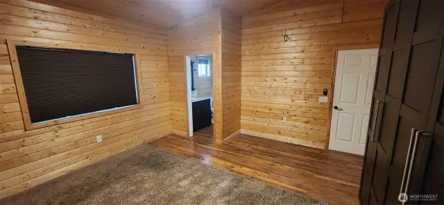 Primary bedroom with onsuite bath