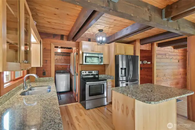 Updated kitchen, stainless steel appliances
