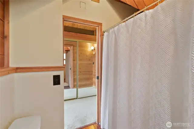 full bathroom, primary