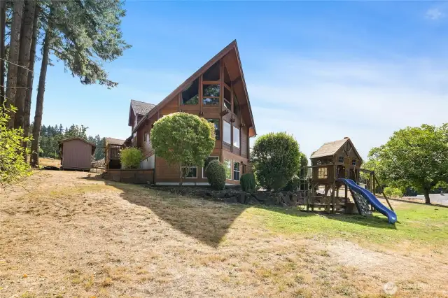 Large 0.47 acre lot