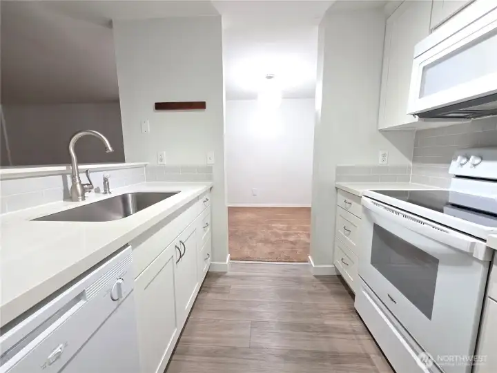 Kitchen comopletely updated in 2021.