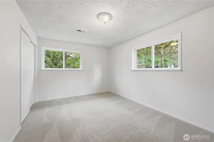 Primary bedroom - main level