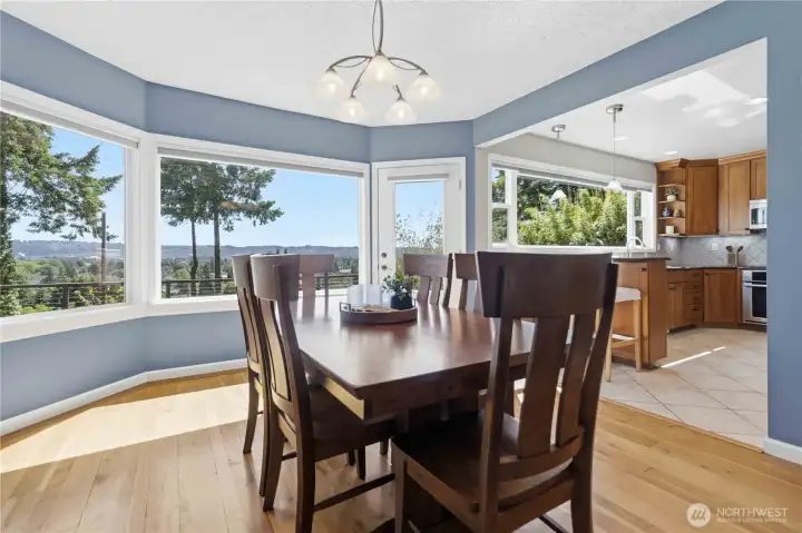 Dining Room/Kitchen