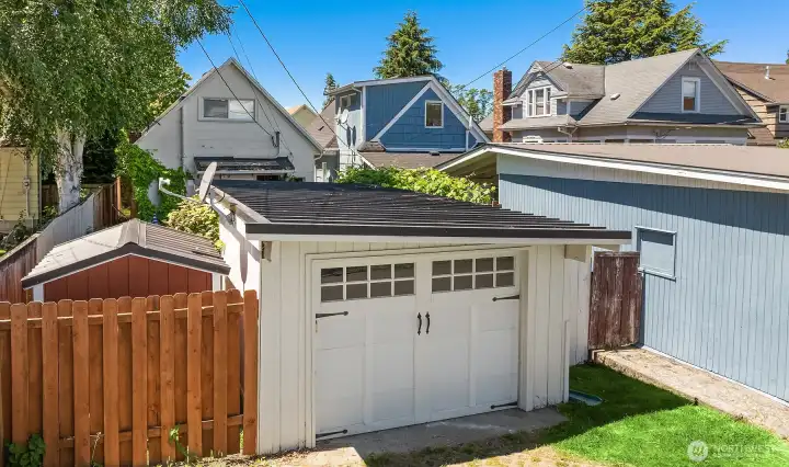 Larger One car garage with additional off street parking and ADU potential