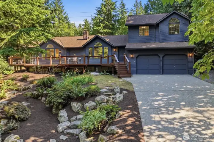 This is the one! Beautifully remodeled 4-bedroom, 3-bath tri-level tucked away at the end of a quiet cul-de-sac in desirable Snoqualmie. Exceptional privacy, one of the easiest commutes in the Valley, and an ideal layout for multigenerational living. This is the one! Beautifully remodeled 4-bedroom, 3-bath tri-level tucked away at the end of a quiet cul-de-sac in desirable Snoqualmie. Exceptional privacy, one of the easiest commutes in the Valley, and an ideal layout for multigenerational living.