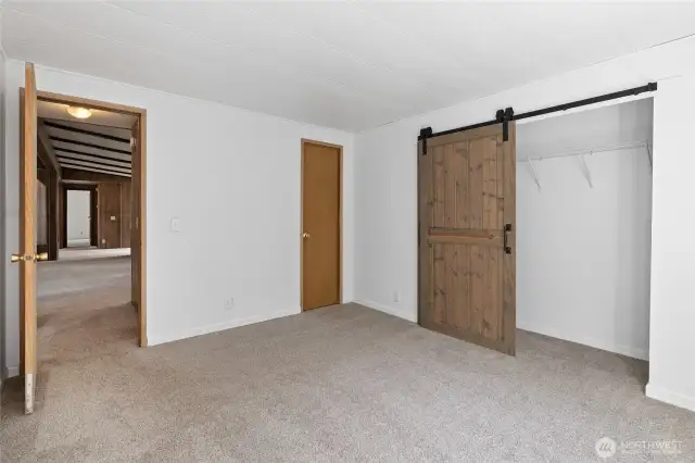 2nd bedroom has access into the guest bathroom.
