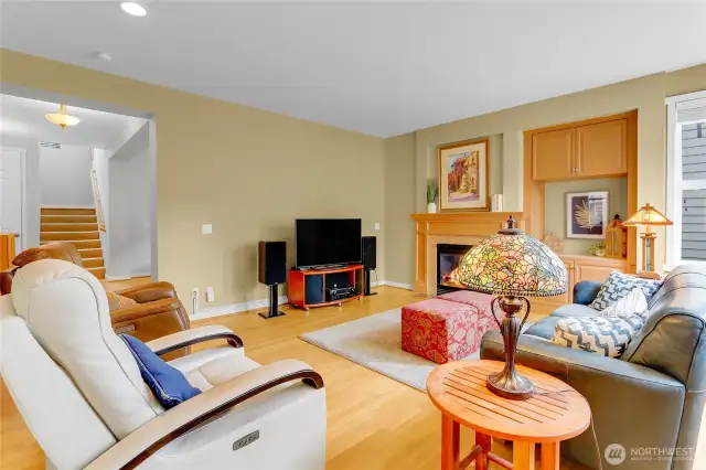 Built-in shelving on both sides of the fireplace provides a nice place to display or store your items.