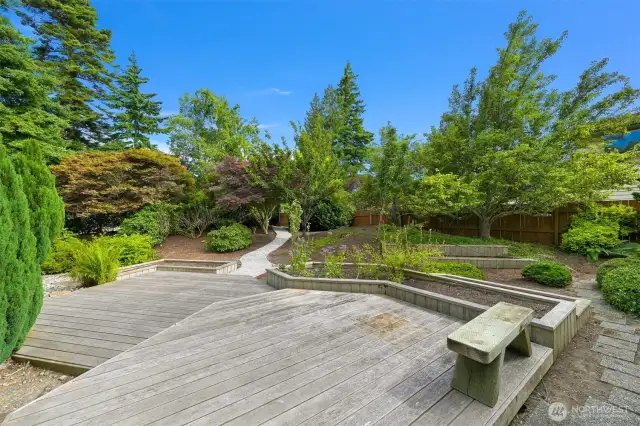 Double decks, meandering path with fresh rock