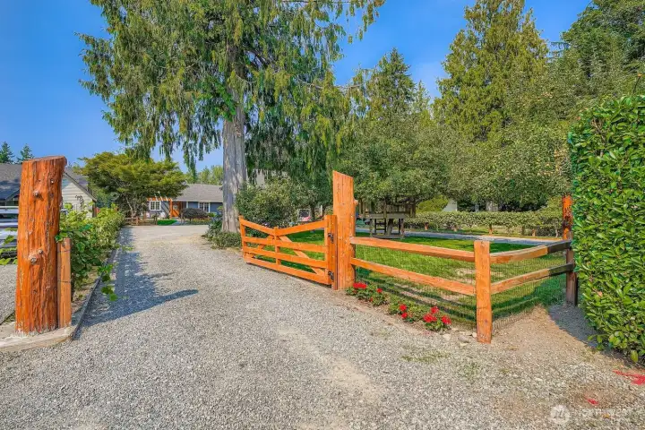 The north entrance to your circular driveway.