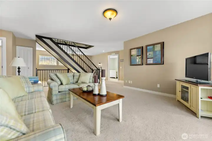 2nd Floor living room