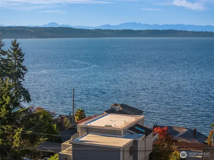 Great sound & Olympic Mountain views